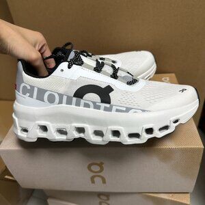 On Cloudmonster (womens)